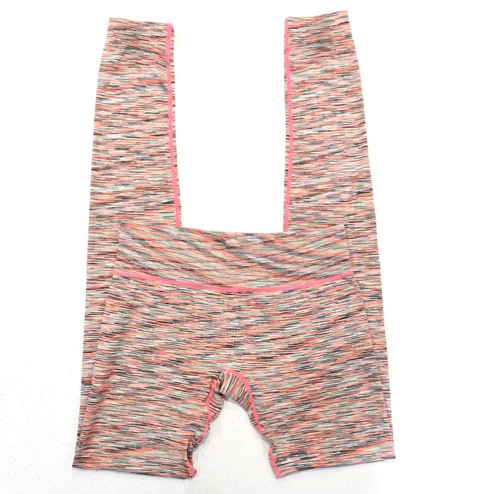 Tri-Color Leggings In Pink - Picture 2 of 4